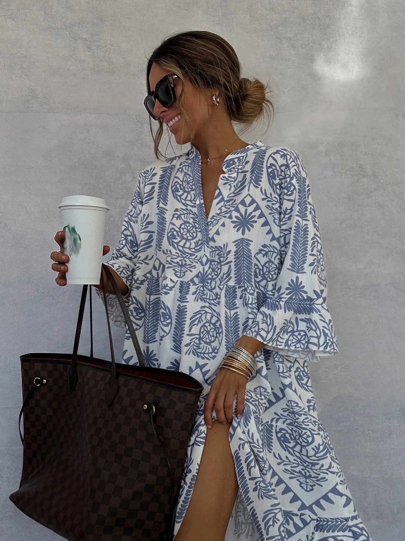 Casual Bohemian Style Print Dresses Women Fashion V-neck Loose Slit Beach Vacation Dress Spring Summer Beachwear Vestidos Female
Casual Bohemian Style Print Dresses Women Fashion V-neck Loose Slit Beach Vacation Dress Spring Summer Beachwear Vestidos Female