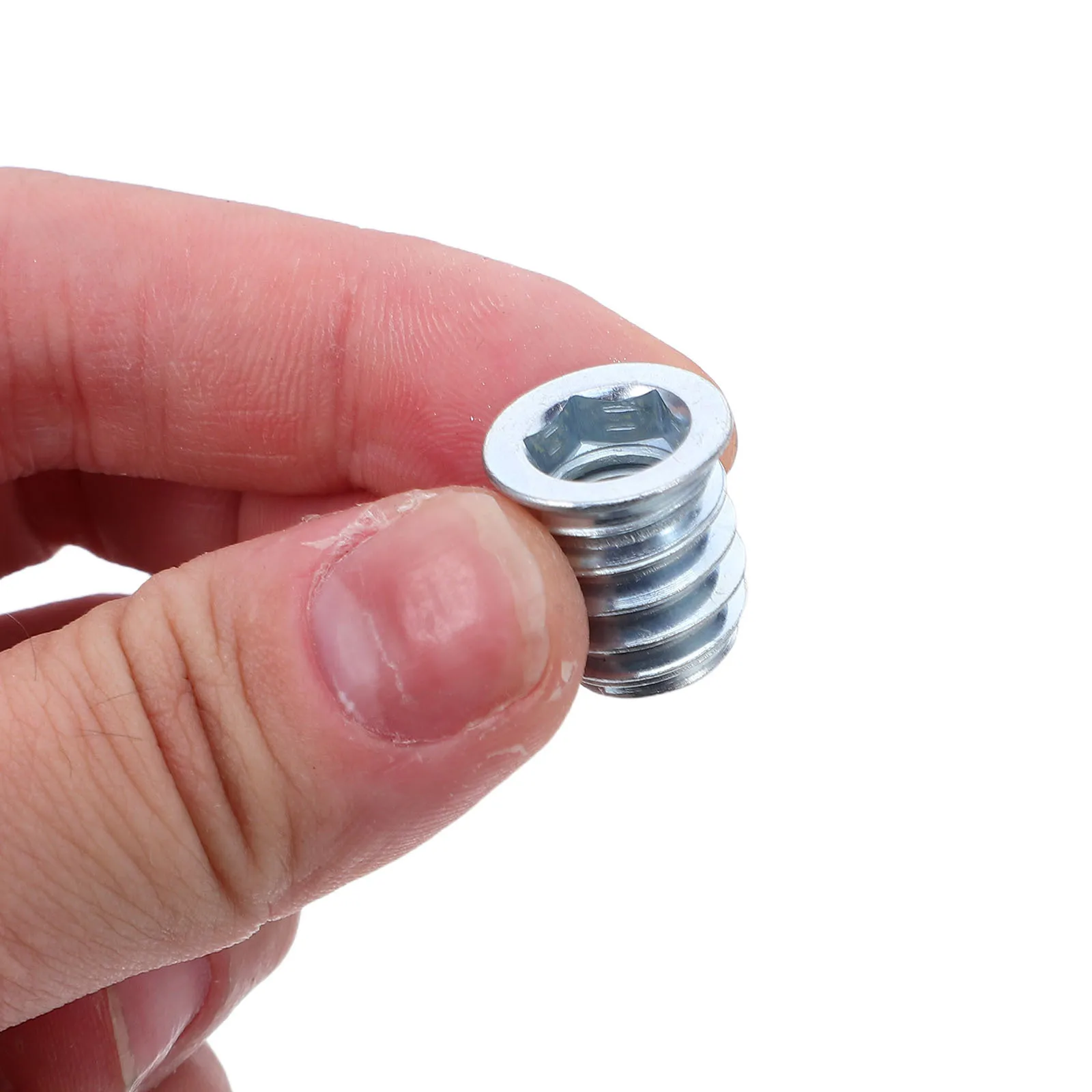 100Pcs M8x15 Carbon Steel Furniture Wood Inserts Kit Hex Drive Screw-in Fasteners Excellent Grip DIY Cabinet Construction
100Pcs M8x15 Carbon Steel Furniture Wood Inserts Kit Hex Drive Screw-in Fasteners Excellent Grip DIY Cabinet Construction