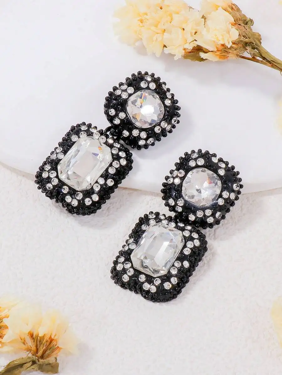1 Pair Vintage Geometric Crystal Dangle Earrings Elegant Party Fashion Accessory For Women
1 Pair Vintage Geometric Crystal Dangle Earrings Elegant Party Fashion Accessory For Women
