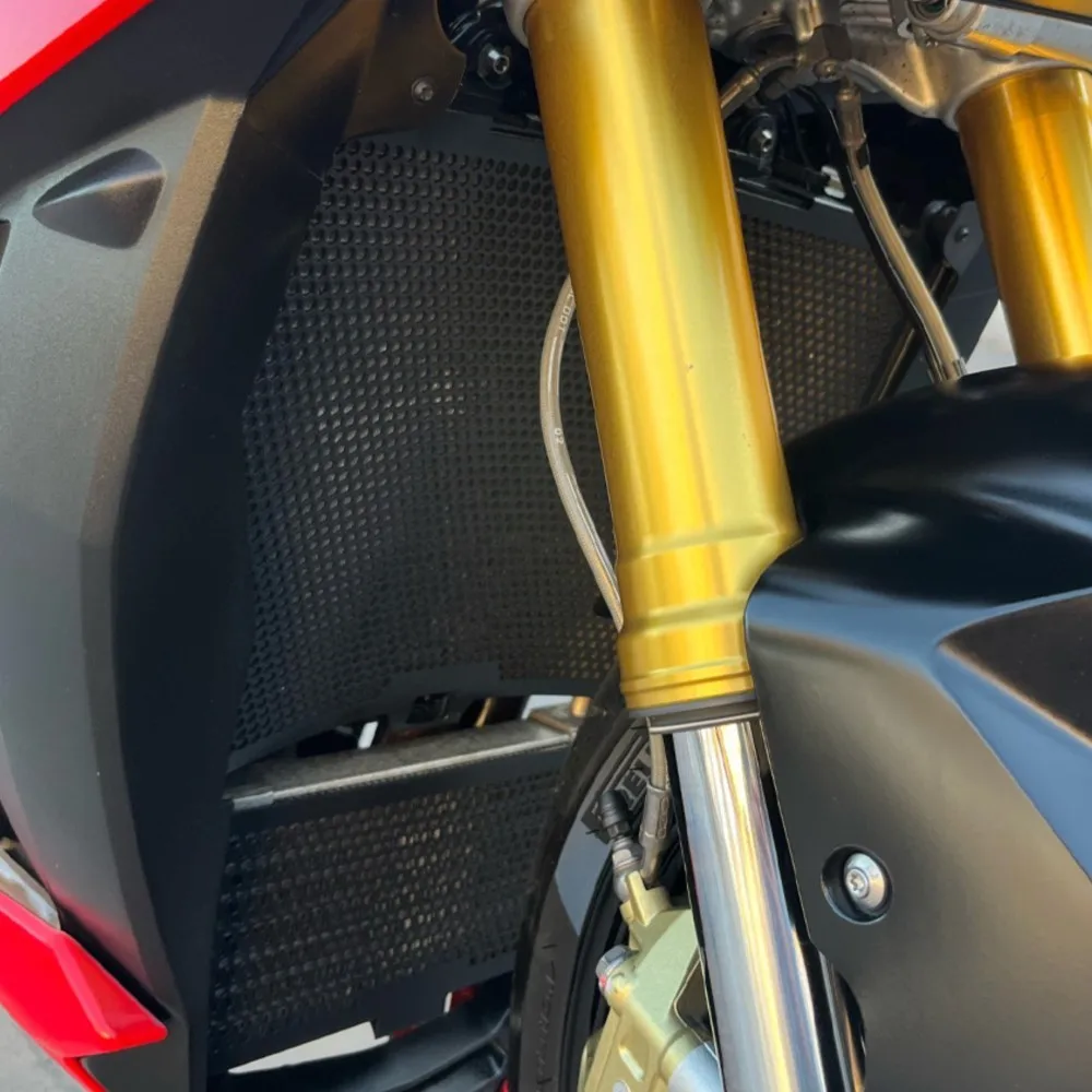 For BMW S1000XR S1000XR 1000XR S1000XR 2015 2016 2017 2018 2019 Motorcycle CNC Accessories Radiator Grille Guard Cover Protector
For BMW S1000XR S1000XR 1000XR S1000XR 2015 2016 2017 2018 2019 Motorcycle CNC Accessories Radiator Grille Guard Cover Protector