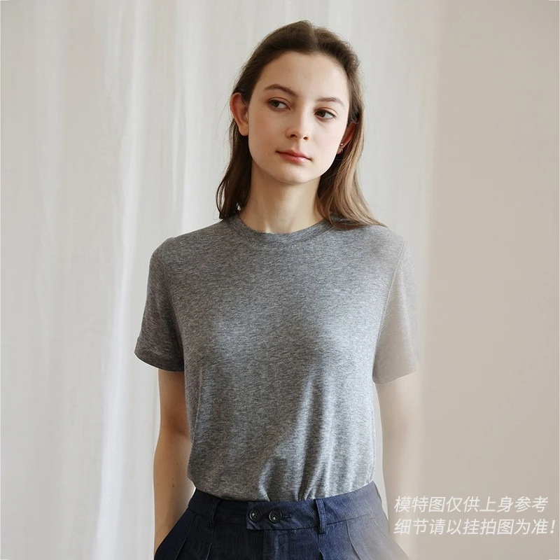 Luxury Tencel-wool short sleeved T-shirt for women Soft skin friendly round neck solid - color versatile & figure - flattering
Luxury Tencel-wool short sleeved T-shirt for women Soft skin friendly round neck solid - color versatile & figure - flattering