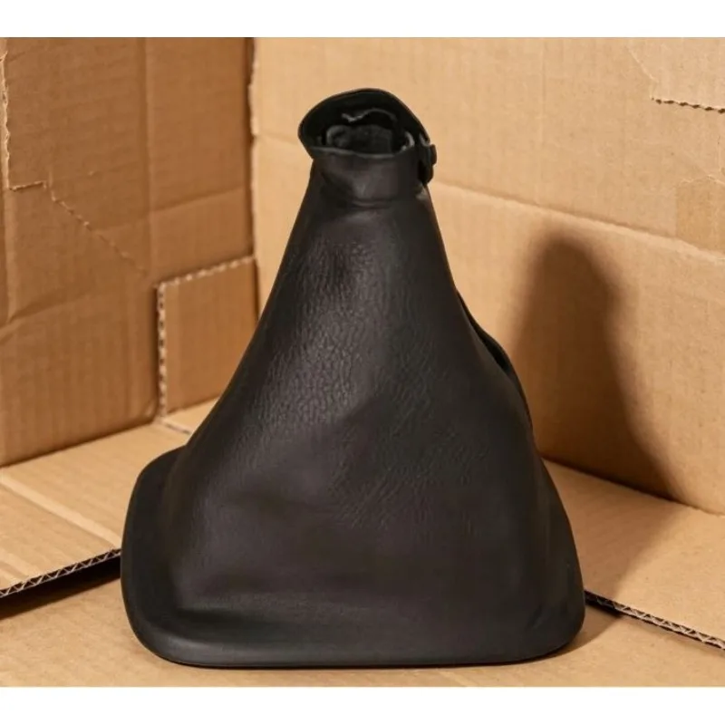 Кожаный чехол-пыльник для ручки переключения передач (шарообразный) для Changan CS35 2012-2016
Кожаный чехол-пыльник для ручки переключения передач (шарообразный) для Changan CS35 2012-2016