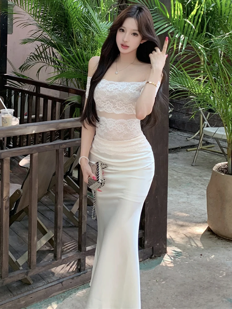 Sexy Lace Splice Shoulder Bared Slim Fit T-shirt Short Top with Fish Tail Half Skirt Set Pure Color Universal Fit Short Sleeve
Sexy Lace Splice Shoulder Bared Slim Fit T-shirt Short Top with Fish Tail Half Skirt Set Pure Color Universal Fit Short Sleeve