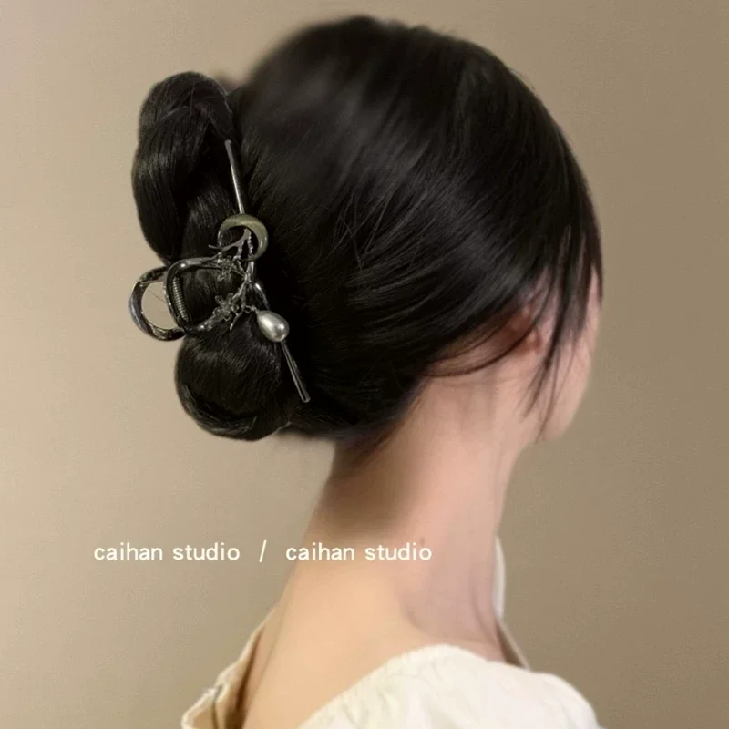 Female 2026 New Headwear Chinese Style Hair Clips for Women Ladies Hair Accessories Large Size Mother's Hair Styling Tools
Female 2026 New Headwear Chinese Style Hair Clips for Women Ladies Hair Accessories Large Size Mother's Hair Styling Tools