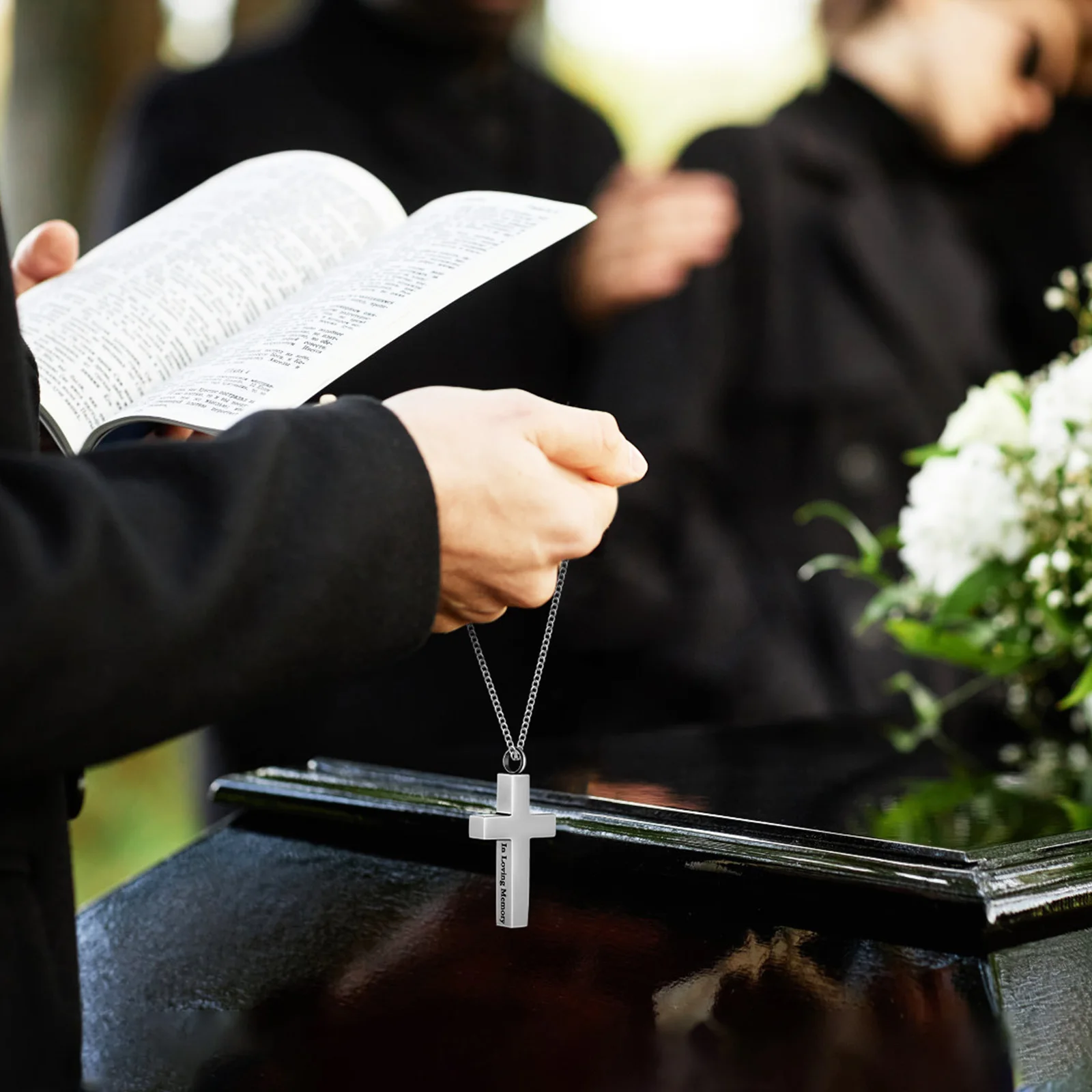 Ожерелье для кремации для пепла, подвеска в виде креста, урна, ювелирные изделия из титановой стали, мемориальный подарок на память, легкий удобный крест для кремации
Ожерелье для кремации для пепла, подвеска в виде креста, урна, ювелирные изделия из титановой стали, мемориальный подарок на память, легкий удобный крест для кремации