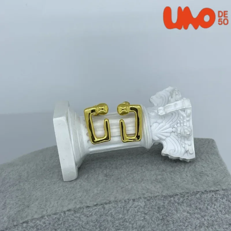 2025 Selling UNO De 50 Earrings, High-quality Silver-plated S925 Jewelry, Party Daily Collocation Leading Fashion Romantic Gift
2025 Selling UNO De 50 Earrings, High-quality Silver-plated S925 Jewelry, Party Daily Collocation Leading Fashion Romantic Gift
