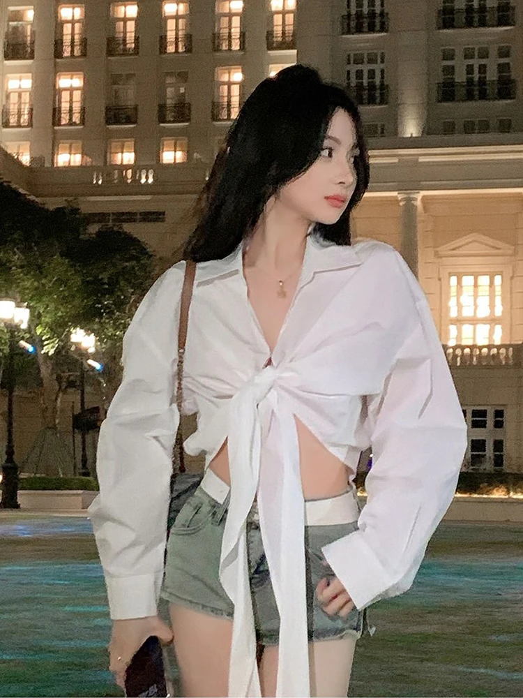 Lapel White Shirt Women Fashion Lace Up Loose Streetwear Long Sleeve Crop Blouses Y2K Female Korean Simpl Casual Tops New
Lapel White Shirt Women Fashion Lace Up Loose Streetwear Long Sleeve Crop Blouses Y2K Female Korean Simpl Casual Tops New
