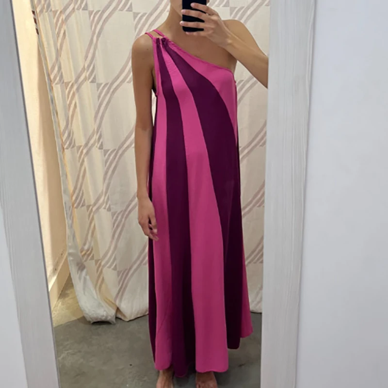 Women Contrast Striped Print Boho Long Dress Spring Skew Collar Backless Party Dress Summer One-shoulder Sleeveless Maxi Dresses
Women Contrast Striped Print Boho Long Dress Spring Skew Collar Backless Party Dress Summer One-shoulder Sleeveless Maxi Dresses