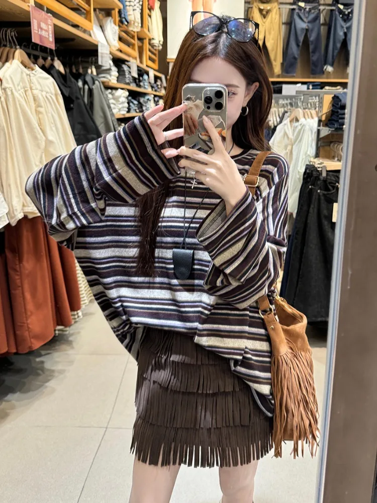 Retro Color Block Striped Long Sleeve T-Shirt Women's Casual Loose Slimming Knitted Top Fringed Suede Skirt Set
Retro Color Block Striped Long Sleeve T-Shirt Women's Casual Loose Slimming Knitted Top Fringed Suede Skirt Set
