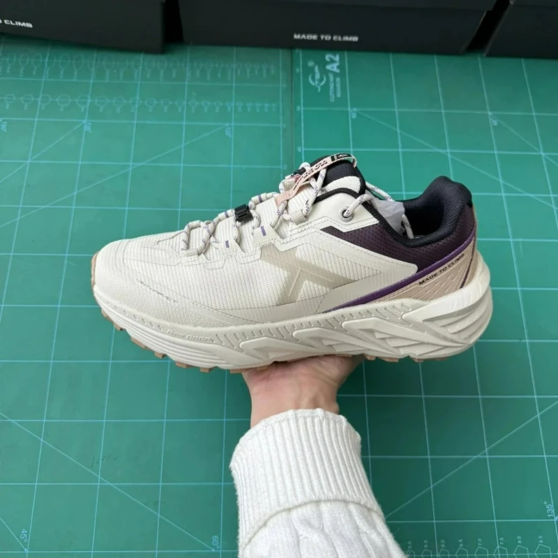 Professional Trail Running Shoes Men Women Anti Slip Outdoor Sports Shoes Unisex Comfortable Walking Sneakers Couples Gym Shoe
Professional Trail Running Shoes Men Women Anti Slip Outdoor Sports Shoes Unisex Comfortable Walking Sneakers Couples Gym Shoe