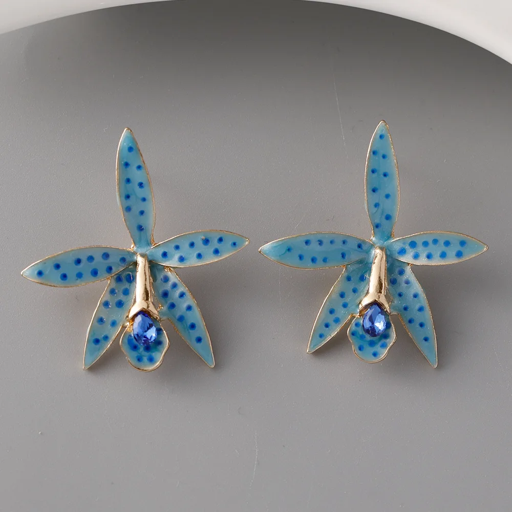 Fashion Creative Fresh Sweet Spotted Flower Earrings for Womens Niche Design Sense Commuter Floral Zinc Alloy Drop Oil Earrings
Fashion Creative Fresh Sweet Spotted Flower Earrings for Womens Niche Design Sense Commuter Floral Zinc Alloy Drop Oil Earrings