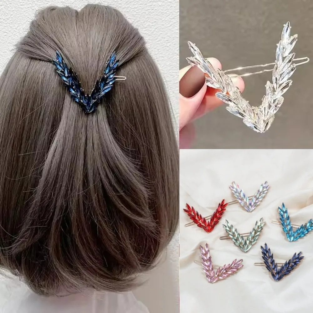 Luxury Shining Rhinestone Hair Clip For Women Korean V Shape Buckle Hairpins Girls Hair Accessories Fashion Headwear Gift
Luxury Shining Rhinestone Hair Clip For Women Korean V Shape Buckle Hairpins Girls Hair Accessories Fashion Headwear Gift