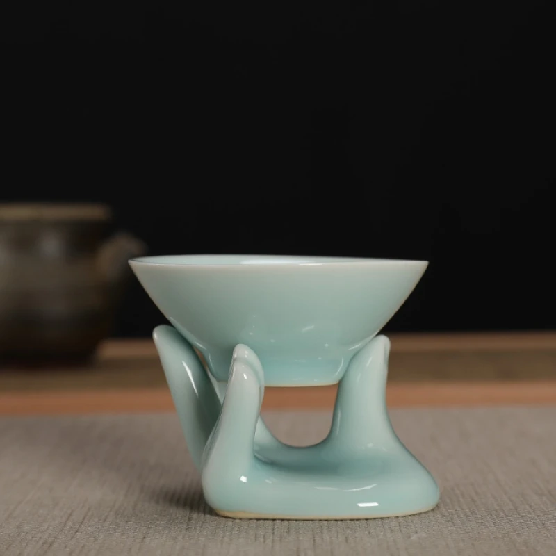 Longquan Celadon Di Kiln Pink Green Tea Strainer Ceramic Filter/Infuser and Saucer
Longquan Celadon Di Kiln Pink Green Tea Strainer Ceramic Filter/Infuser and Saucer