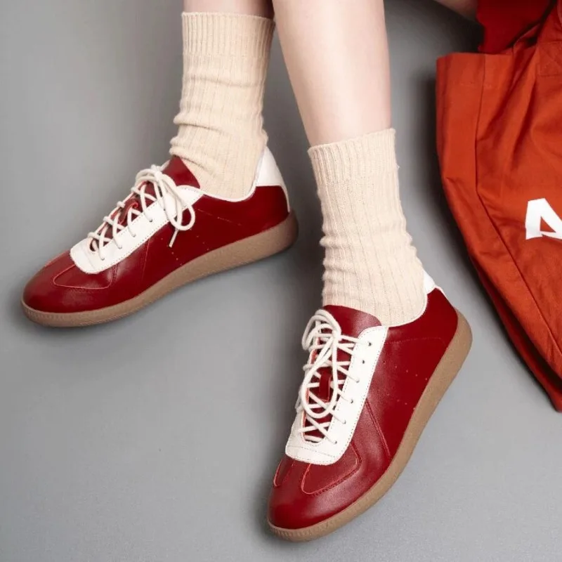 Women Casual Shoes Vintage-Style Versatile Sneakers Italian Washed Cowhide
Women Casual Shoes Vintage-Style Versatile Sneakers Italian Washed Cowhide
