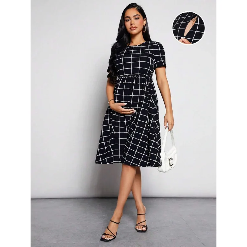 Plaid Hollow Long Dress Elegant Ladylike Citywalk Skirt with Fleece Sleeve High Collar Other Material Women's plus Size Dress
Plaid Hollow Long Dress Elegant Ladylike Citywalk Skirt with Fleece Sleeve High Collar Other Material Women's plus Size Dress