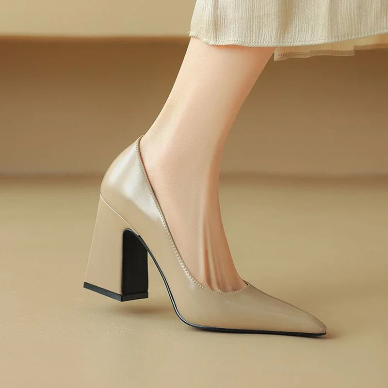 NEW Spring/Autumn Women Pumps Pointed Toe Chunky Heel Shoes Split Leather Shoes for Women Concise Slip-on Handmade High Heels
NEW Spring/Autumn Women Pumps Pointed Toe Chunky Heel Shoes Split Leather Shoes for Women Concise Slip-on Handmade High Heels