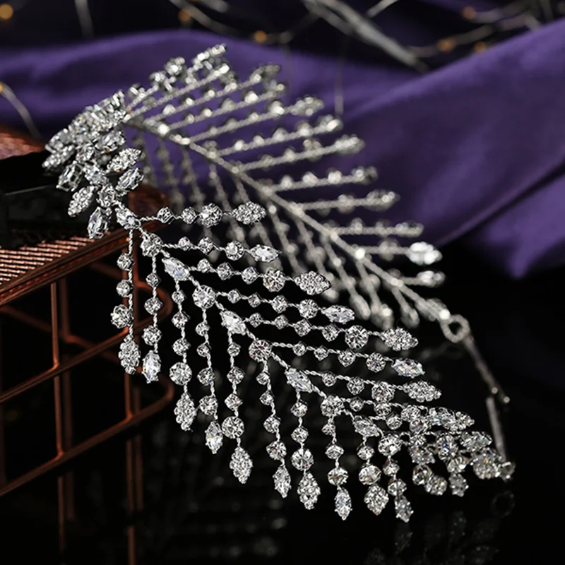 Headpiece HADIYANA Simple Leaf Shape Women Wedding Party Wedding Hair Accessories Got Engaged Zirconia BC4933 Christmas Gift
Headpiece HADIYANA Simple Leaf Shape Women Wedding Party Wedding Hair Accessories Got Engaged Zirconia BC4933 Christmas Gift