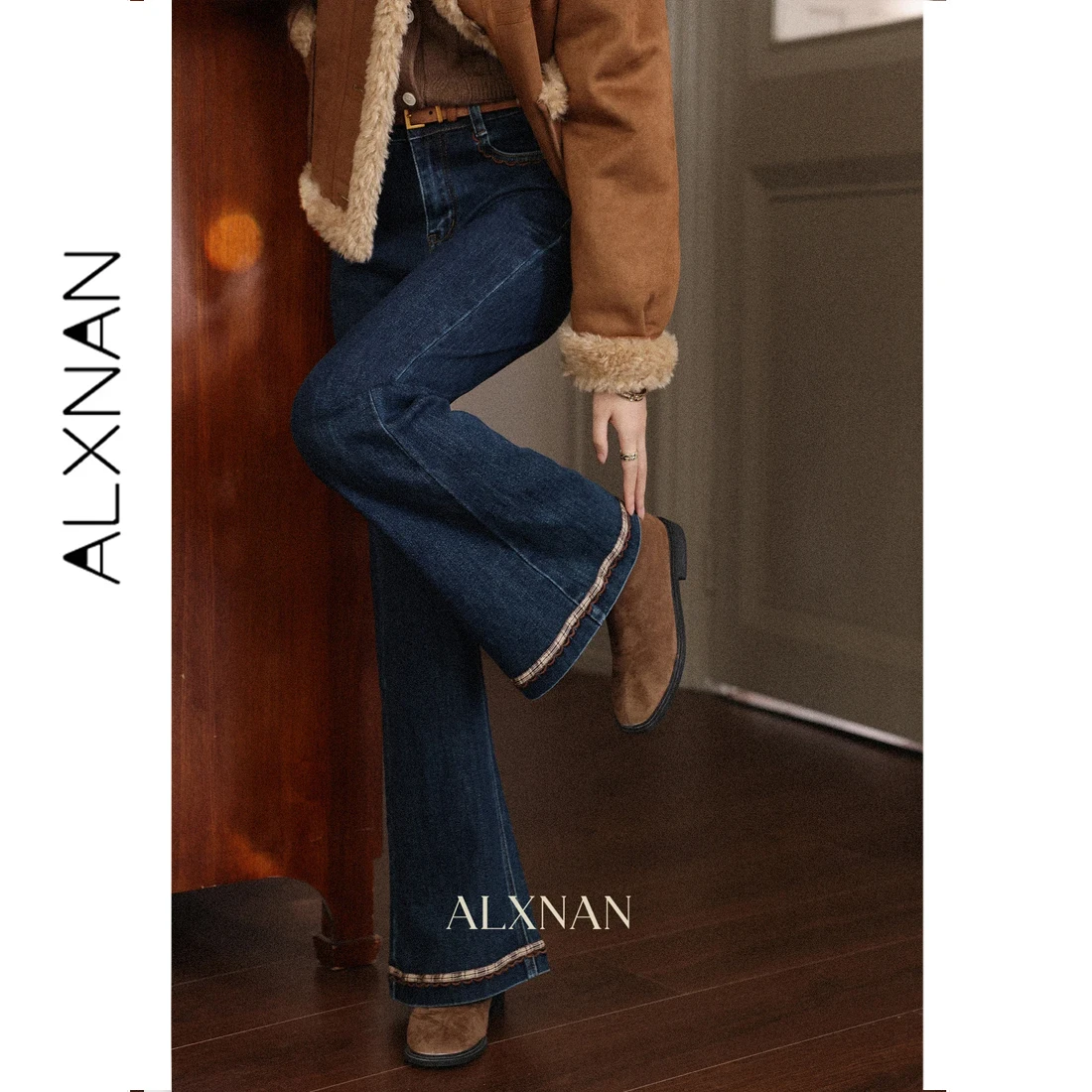 ALXNAN Vintage Dark Blue Flared Jeans Women Slim Fit Straight Wide Leg Pants Elegant Office Female Baggy Denim Pants L59033-1
ALXNAN Vintage Dark Blue Flared Jeans Women Slim Fit Straight Wide Leg Pants Elegant Office Female Baggy Denim Pants L59033-1