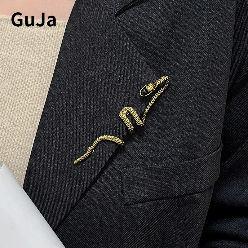 Fashion Jewelry European and American Design Metal Snake Shape Brooches For Women Female Gifts 2025 Trend New
Fashion Jewelry European and American Design Metal Snake Shape Brooches For Women Female Gifts 2025 Trend New
