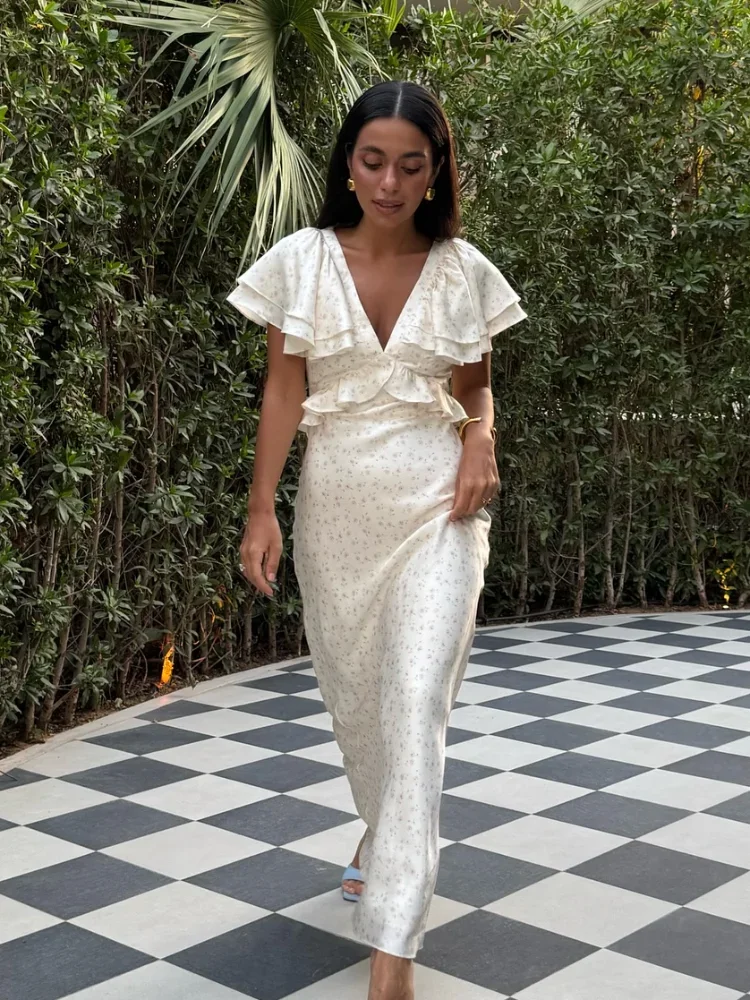 Ruffles Floral Printed Satin Maxi Dress Women Summer Short Sleeve V Neck Sexy Slim Robes Elegant Evening Party Long Dress 2025
Ruffles Floral Printed Satin Maxi Dress Women Summer Short Sleeve V Neck Sexy Slim Robes Elegant Evening Party Long Dress 2025