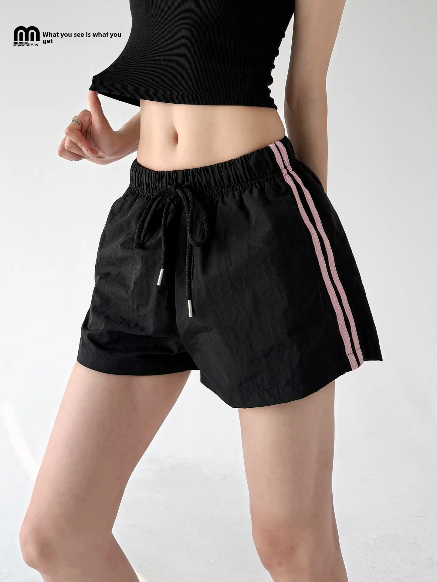 High Waist Drawstring Sports Shorts Women's Summer 2026 New Style Slimming Color Block Stripes Casual Pants Fitness Outfit
High Waist Drawstring Sports Shorts Women's Summer 2026 New Style Slimming Color Block Stripes Casual Pants Fitness Outfit