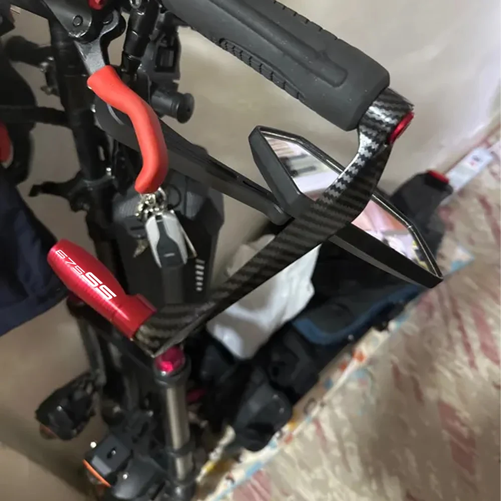 FOR CFMOTO CF MOTO 675SS 675 SS 2025 2026 Motorcycle Accessories Aluminum Handlebar Grips Guard Brake Clutch Levers Protector 
FOR CFMOTO CF MOTO 675SS 675 SS 2025 2026 Motorcycle Accessories Aluminum Handlebar Grips Guard Brake Clutch Levers Protector