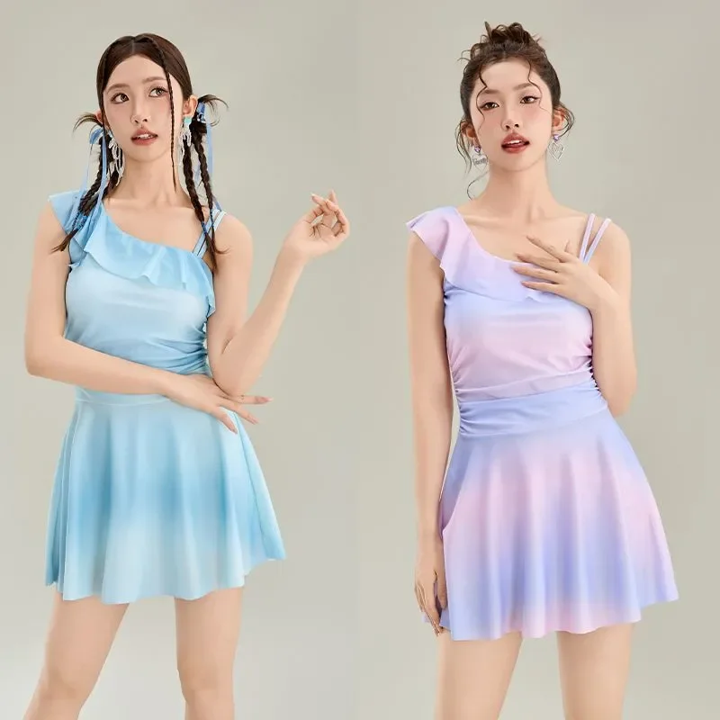Women Gradient Ruffle Swim Dress Tummy Control Backless Swimsuit Beachwear for Spa Vacation
Women Gradient Ruffle Swim Dress Tummy Control Backless Swimsuit Beachwear for Spa Vacation