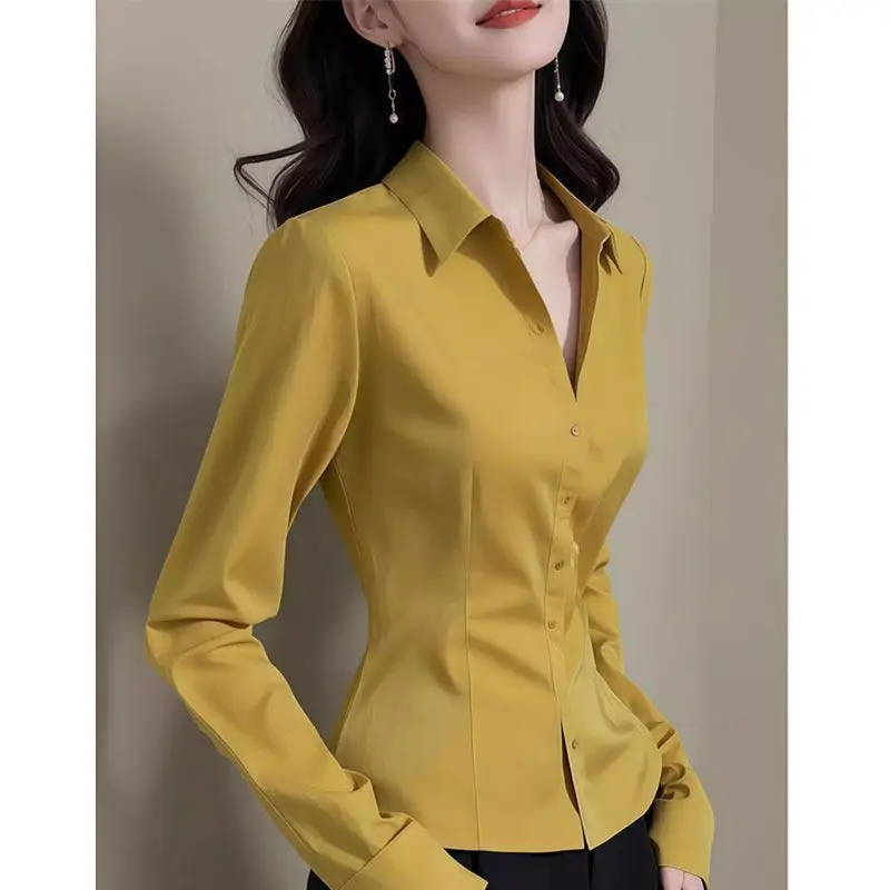Желтая блузка с длинным рукавом, приталенная, элегантная, с воротником поло, на пуговицах, однотонная, модная офисная женская одежда, новинка весны
Желтая блузка с длинным рукавом, приталенная, элегантная, с воротником поло, на пуговицах, однотонная, модная офисная женская одежда, новинка весны