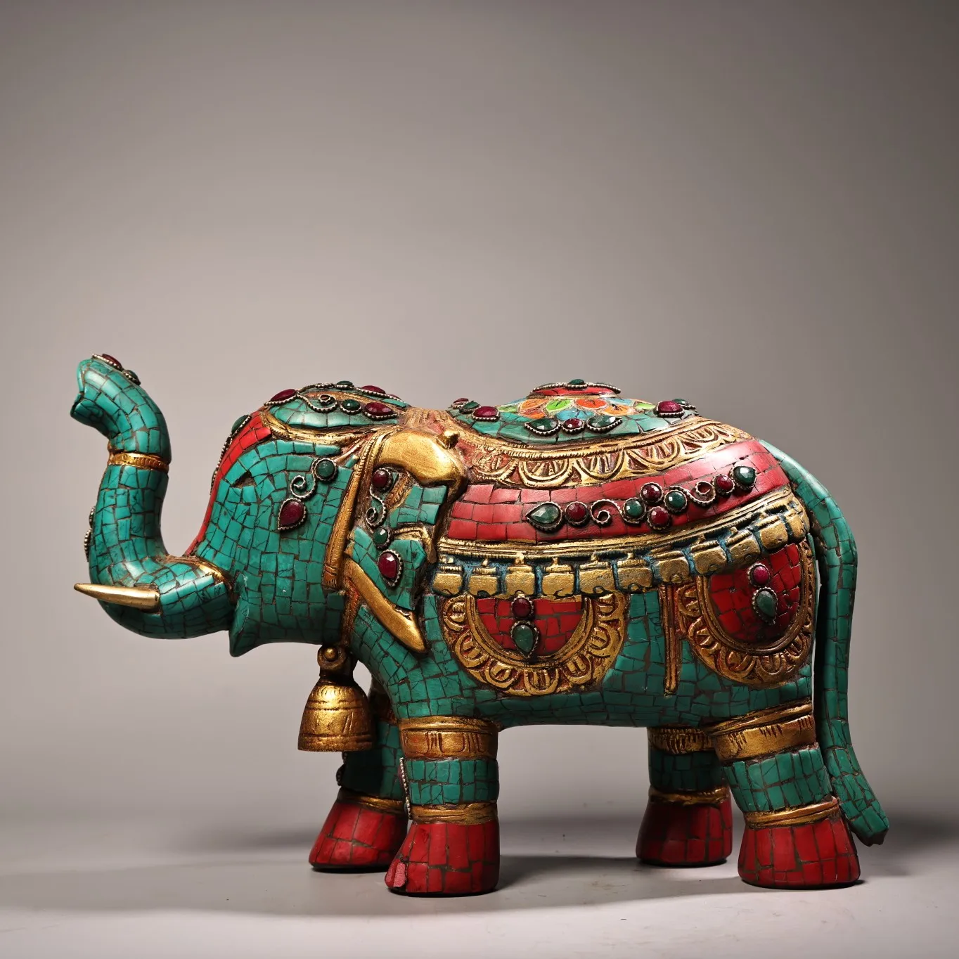 12"Tibetan Temple Collection Old Bronze Painted Outline in gold Mosaic Gem Turquoise Elephant Statue Peace Elephant Ornaments
12"Tibetan Temple Collection Old Bronze Painted Outline in gold Mosaic Gem Turquoise Elephant Statue Peace Elephant Ornaments