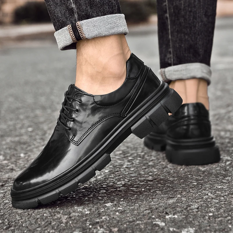 Мужская деловая обувь из натуральной кожи. Универсальные стили на осень и зиму. Офисные модельные вечерние повседневные качественные туфли для пар. 37-45
Мужская деловая обувь из натуральной кожи. Универсальные стили на осень и зиму. Офисные модельные вечерние повседневные качественные туфли для пар. 37-45