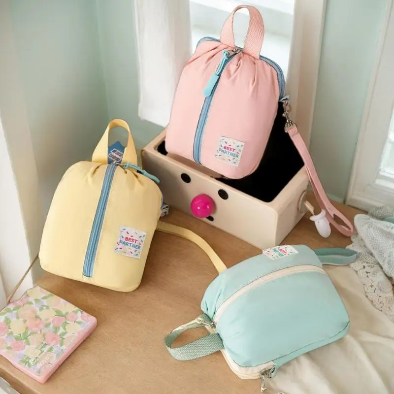 Портативная мини-сумка для хранения гигиенических салфеток, сдержанная сумка для полотенец для менструации, студенческий органайзер для путешествий, ежемесячного периода, предметы первой необходимости
Портативная мини-сумка для хранения гигиенических салфеток, сдержанная сумка для полотенец для менструации, студенческий органайзер для путешествий, ежемесячного периода, предметы первой необходимости