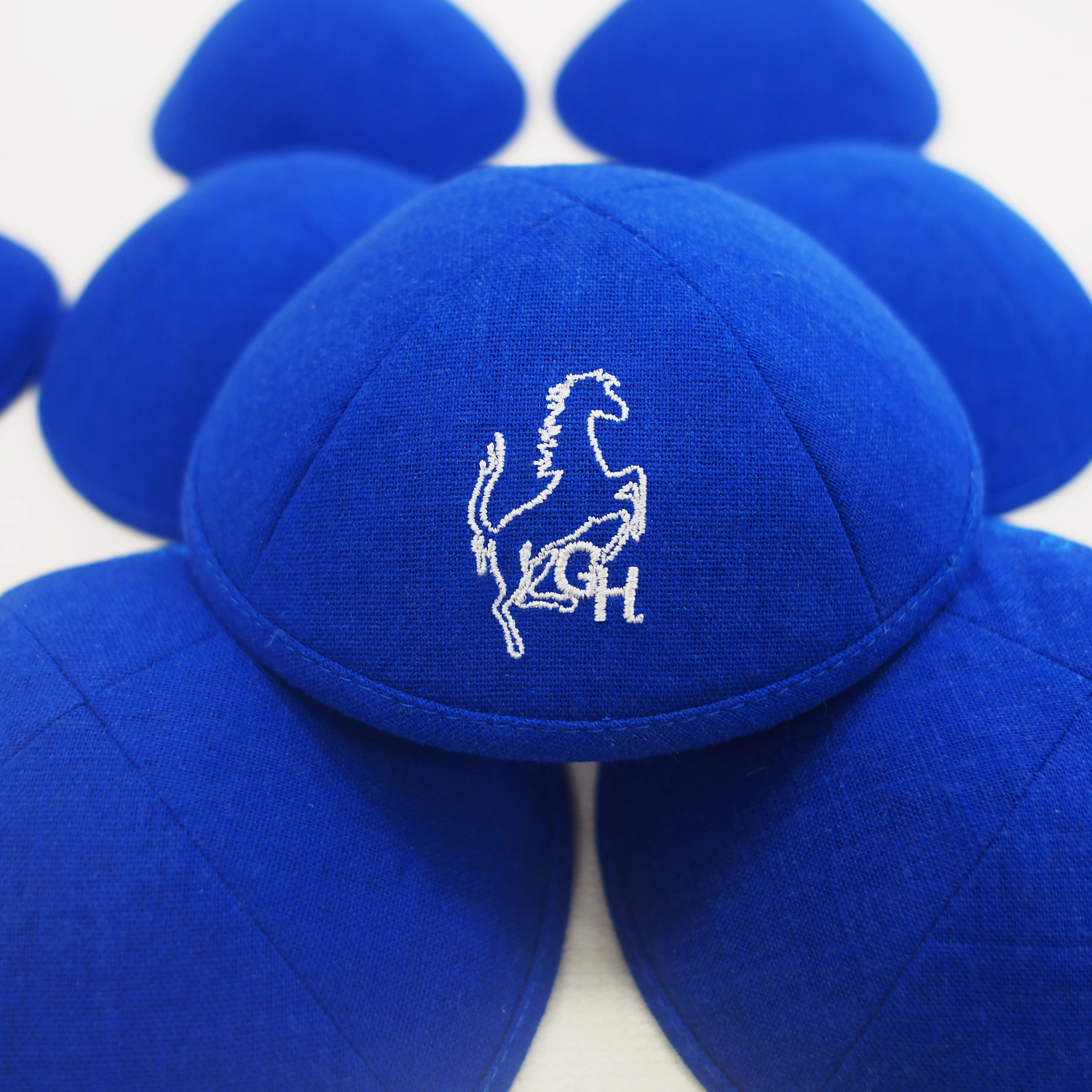Dark blue custom embroidered linen kippah Jewish Ahava, customizable for weddings, barbat mitzvahs, and Jewish gifts
Dark blue custom embroidered linen kippah Jewish Ahava, customizable for weddings, barbat mitzvahs, and Jewish gifts