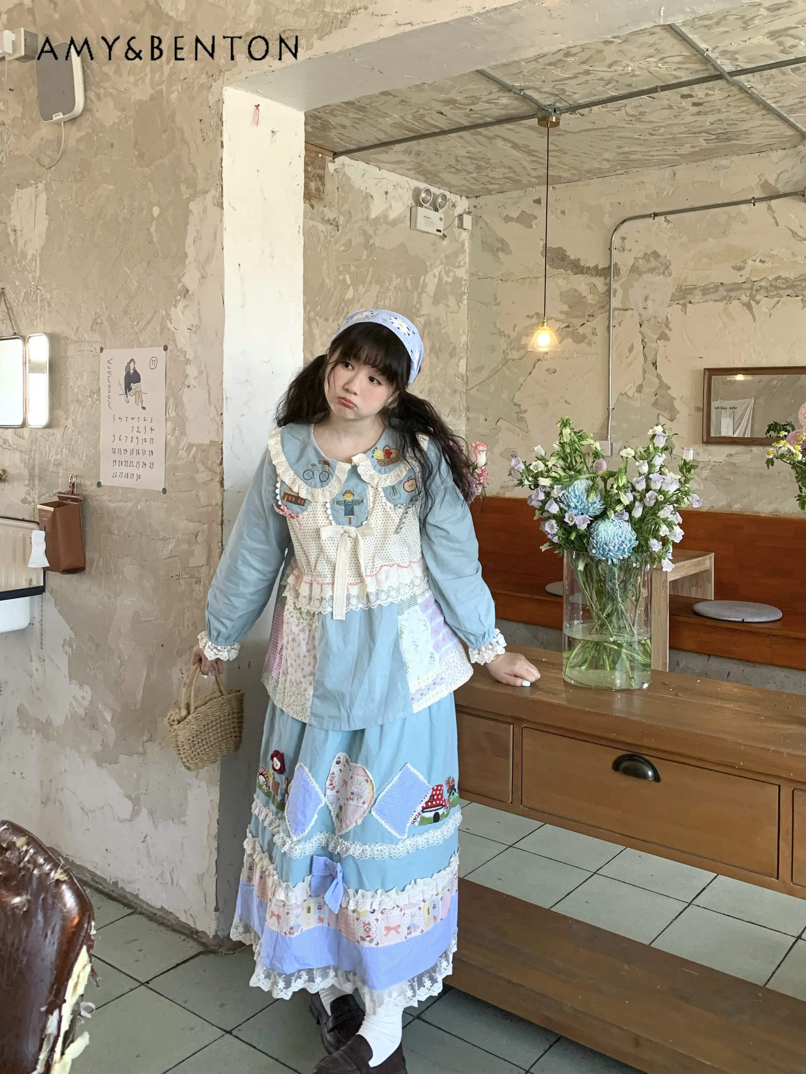 Summer New Mori Girl Style Women's Fresh Blue Cute Cartoon Printed Lace Bow Patchwork Versatile Loose Long Skirt
Summer New Mori Girl Style Women's Fresh Blue Cute Cartoon Printed Lace Bow Patchwork Versatile Loose Long Skirt