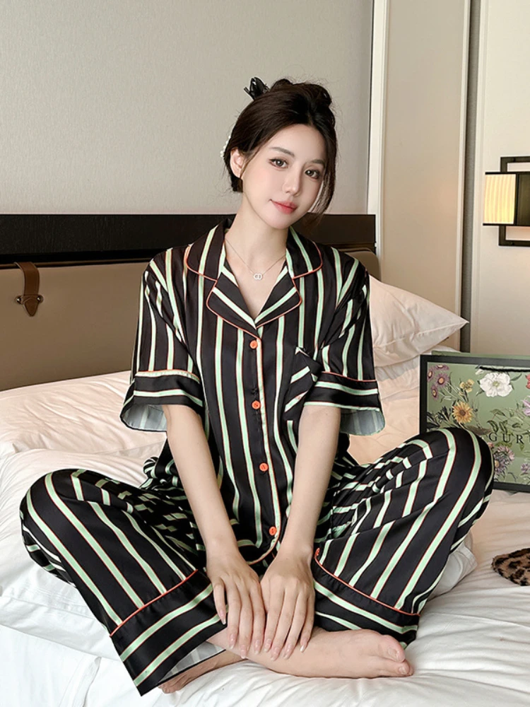 Summer Elegant Striped Ice Silk Pajamas Short-Sleeved suit Women's 2024 New Fashion Contrast Color Satin Loose Thin Home Clothes
Summer Elegant Striped Ice Silk Pajamas Short-Sleeved suit Women's 2024 New Fashion Contrast Color Satin Loose Thin Home Clothes