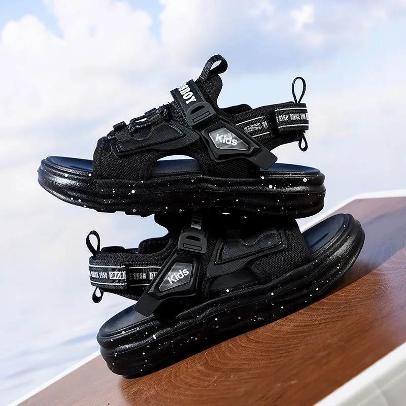 2026 Summer New Fashion Boys Sandals Soft Thick Sole Non-Slip Lightweight Outdoor Beach Shoes for Kids
2026 Summer New Fashion Boys Sandals Soft Thick Sole Non-Slip Lightweight Outdoor Beach Shoes for Kids