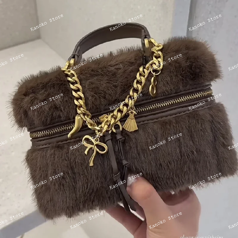 faux fur box bags for women luxury designer handbag and purse 2026 new in fashion personality chain decorate shoulder crossbody
faux fur box bags for women luxury designer handbag and purse 2026 new in fashion personality chain decorate shoulder crossbody