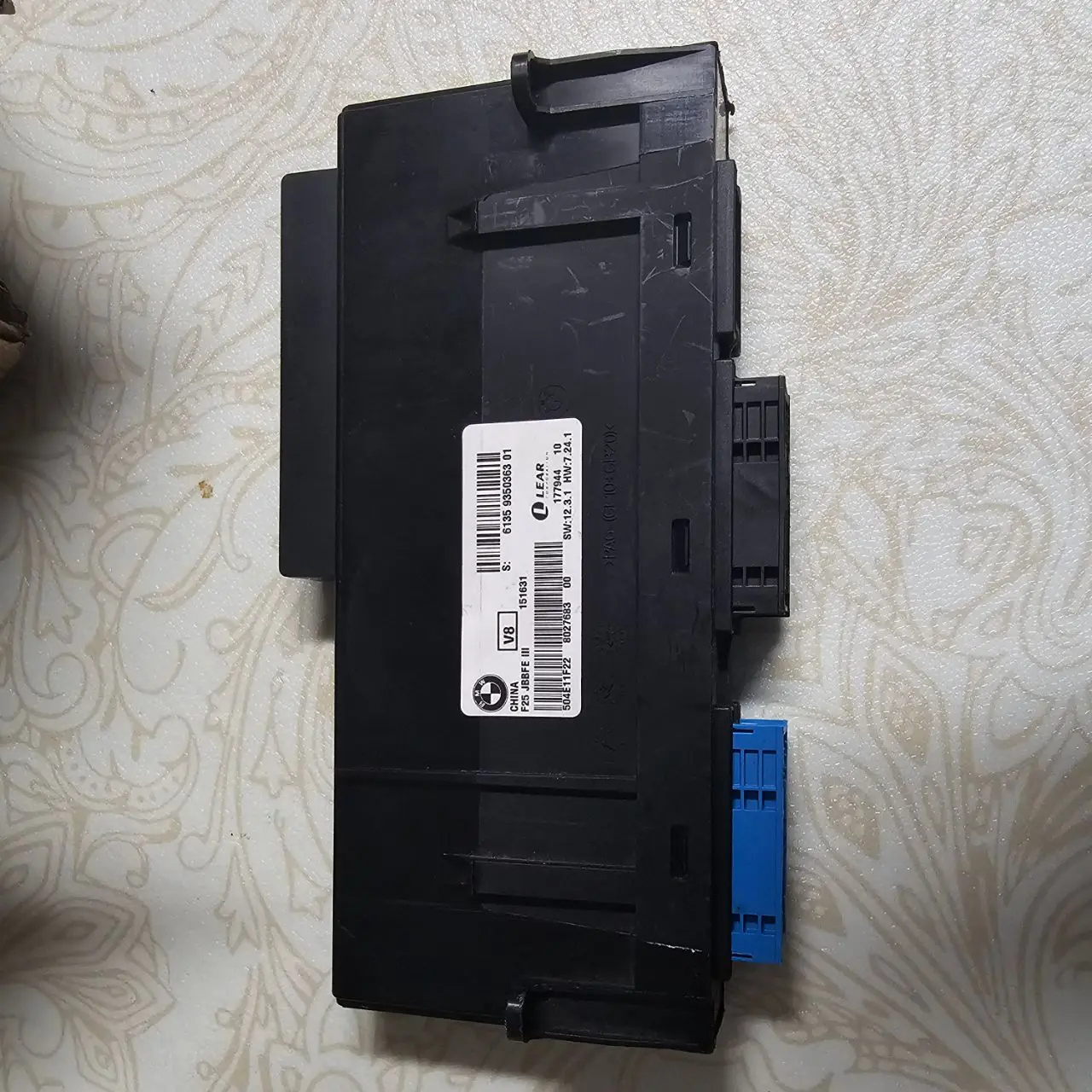 OEM Front Fuse Junction Box Control Module BMW 61359245860 61359292707 61359245806 61359350363
OEM Front Fuse Junction Box Control Module BMW 61359245860 61359292707 61359245806 61359350363