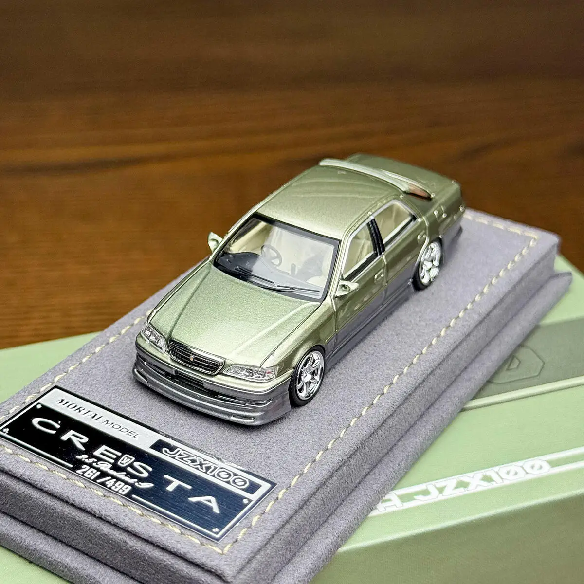 MORTAL 1:64 Toyota Cresta Alloy Diecast Model Car Collectible Gift
MORTAL 1:64 Toyota Cresta Alloy Diecast Model Car Collectible Gift