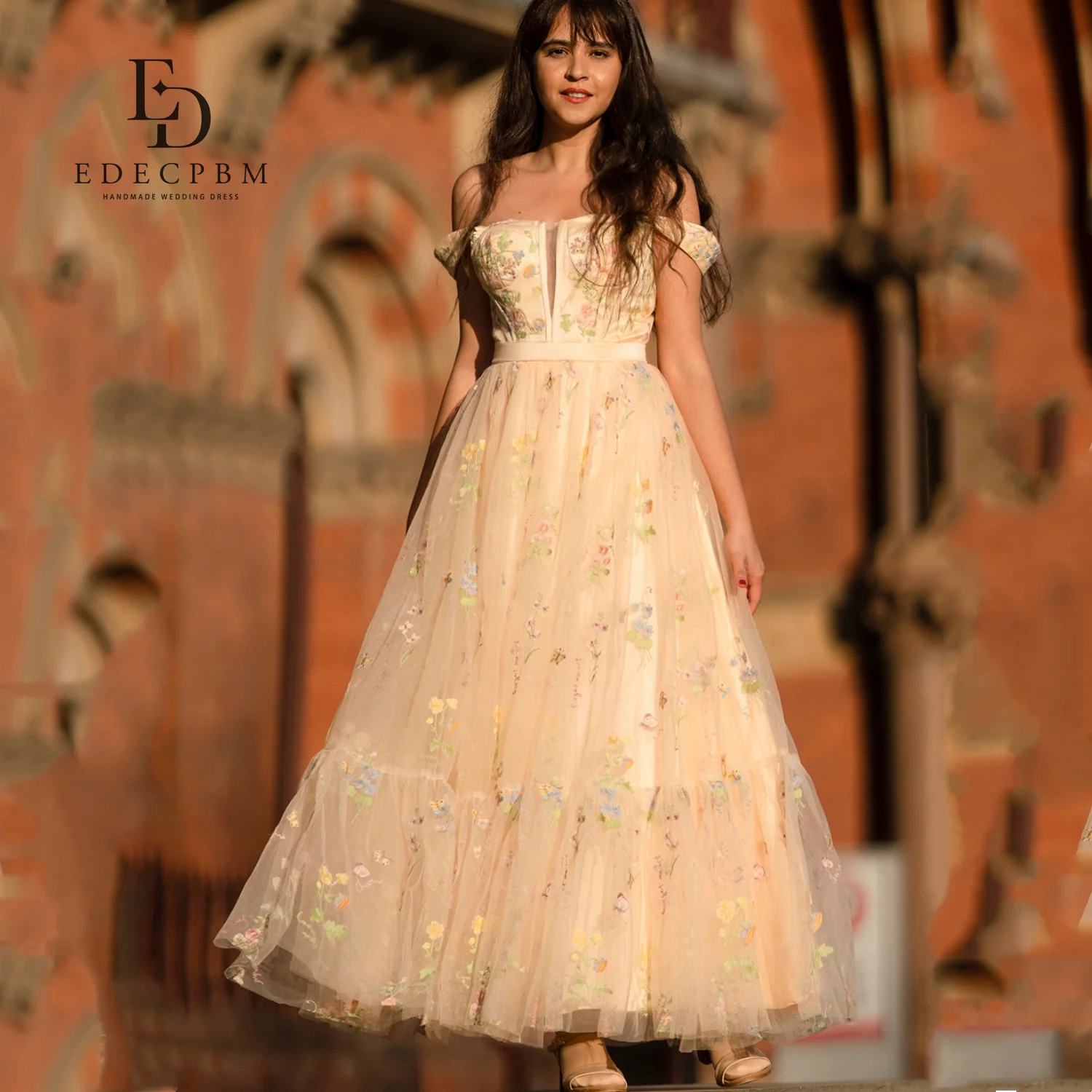 EDECPBM A-line Prom Dresses 2025 Wedding Dress Customized Chic Evening Dresses for Special Occasions Hand-made Embroidery Party
EDECPBM A-line Prom Dresses 2025 Wedding Dress Customized Chic Evening Dresses for Special Occasions Hand-made Embroidery Party