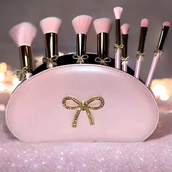 9 Pearlescent Pink Essential Collection Shiny Gold Gorgeous Bow Brush Set Makeup Brushes
9 Pearlescent Pink Essential Collection Shiny Gold Gorgeous Bow Brush Set Makeup Brushes