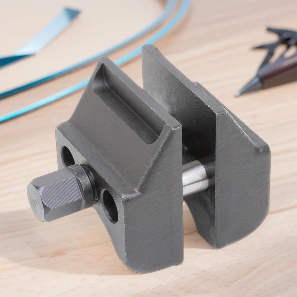Universal Suspension Strut Spreader Tool Car Suspension Strut Split Hub Knuckle Suspension Strut Hub Knuckle Spreader
Universal Suspension Strut Spreader Tool Car Suspension Strut Split Hub Knuckle Suspension Strut Hub Knuckle Spreader