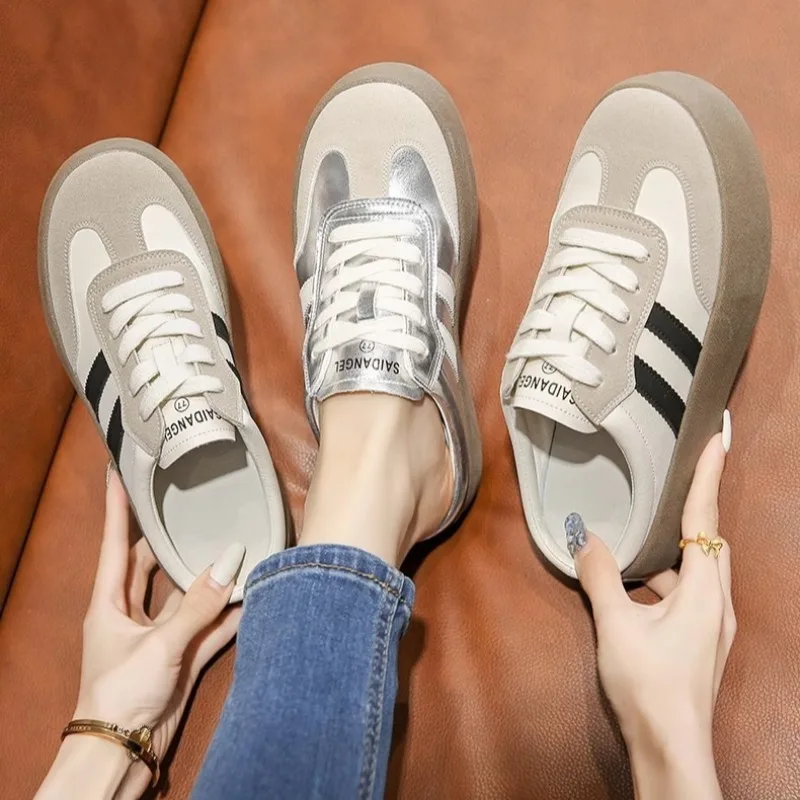 Women's Comfortable Platform Sneakers,Fashionable Slip-On Casual Shoes, Soft Sole Women's Flat Walking Shoes zapatillas de mujer
Women's Comfortable Platform Sneakers,Fashionable Slip-On Casual Shoes, Soft Sole Women's Flat Walking Shoes zapatillas de mujer