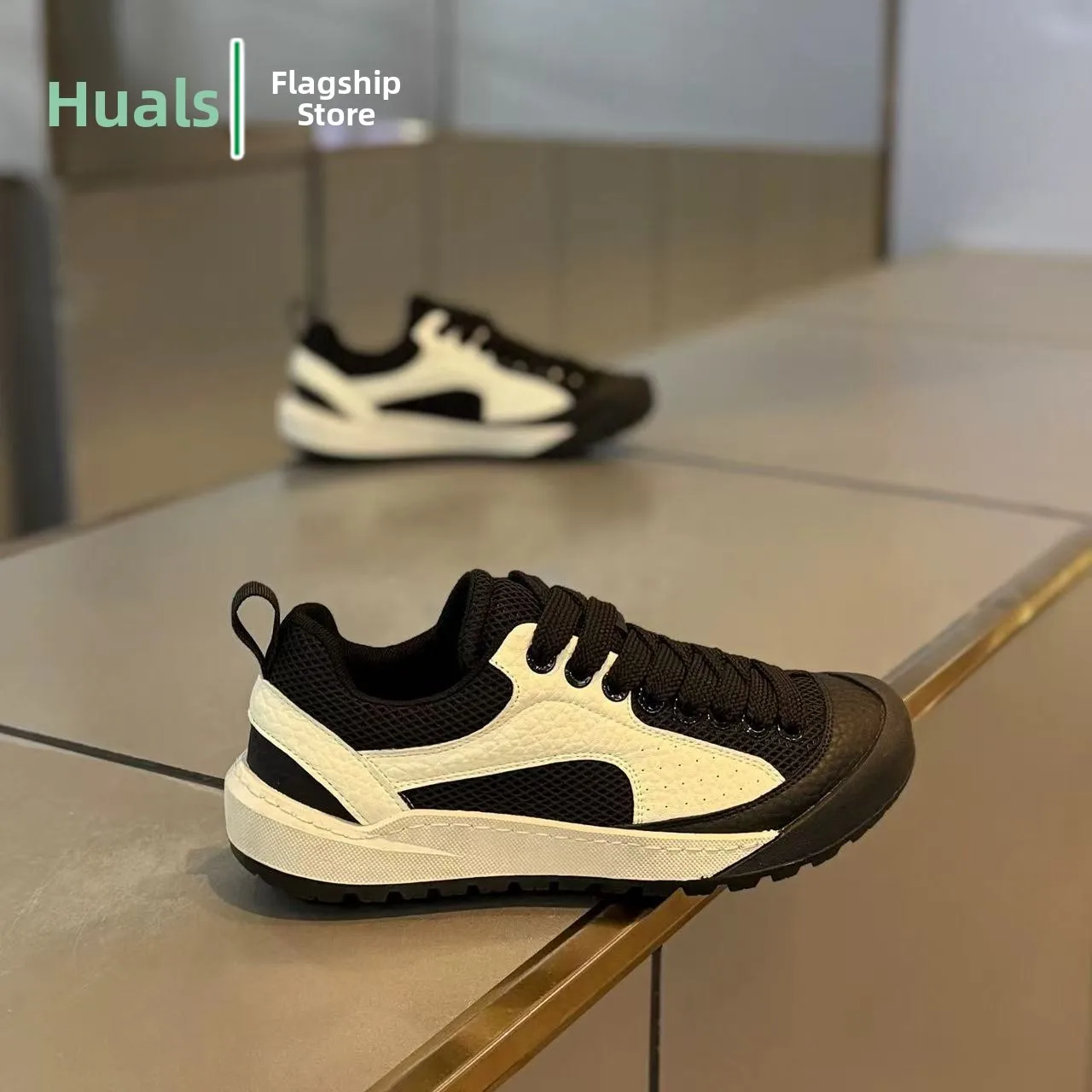 Men's Summer Sport Shoes Breathable Mesh Anti-slip Casual High Top Increase Comfort Rubber Outsole round Toe Outdoor Leisure
Men's Summer Sport Shoes Breathable Mesh Anti-slip Casual High Top Increase Comfort Rubber Outsole round Toe Outdoor Leisure