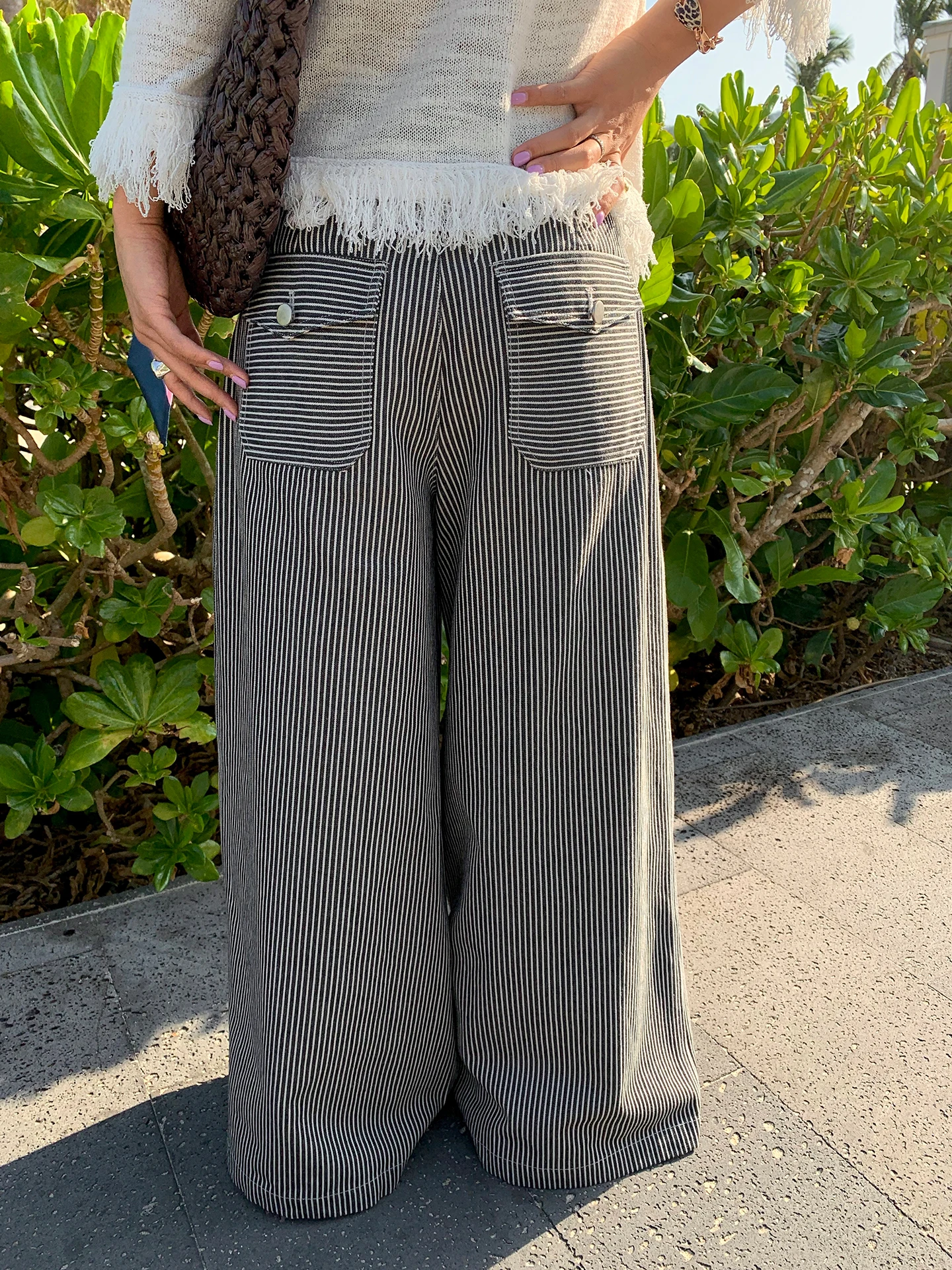 Loose Floral Women's Pants Casual Striped Wide Leg Trousers Comfortable Lazy Style High Waist Zipper Cotton Spring New Arrivals
Loose Floral Women's Pants Casual Striped Wide Leg Trousers Comfortable Lazy Style High Waist Zipper Cotton Spring New Arrivals