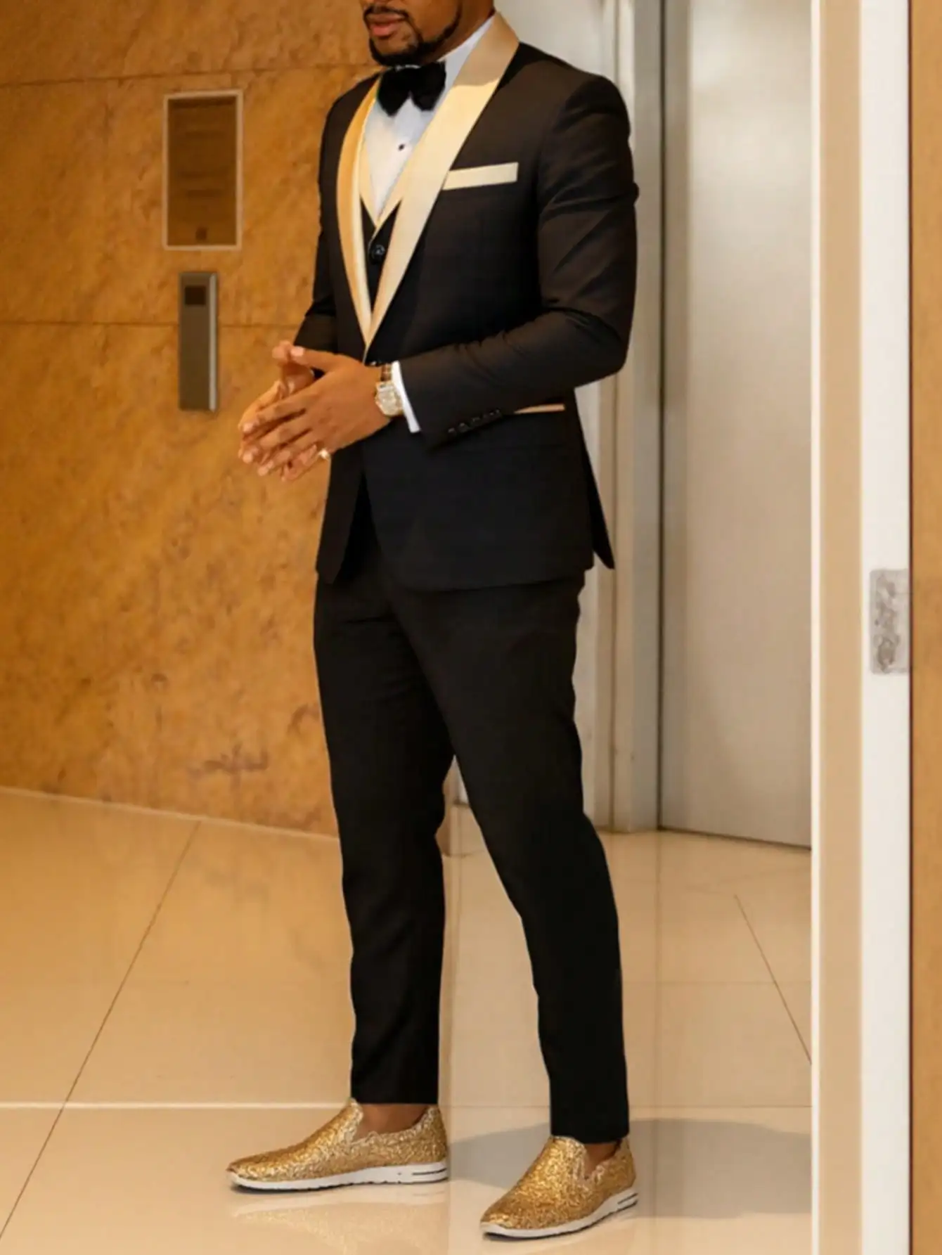 Mens 3 Piece Suit Tuxedo, Slim Suit Set, Blazer Vest And Pants For Prom Wedding
Mens 3 Piece Suit Tuxedo, Slim Suit Set, Blazer Vest And Pants For Prom Wedding
