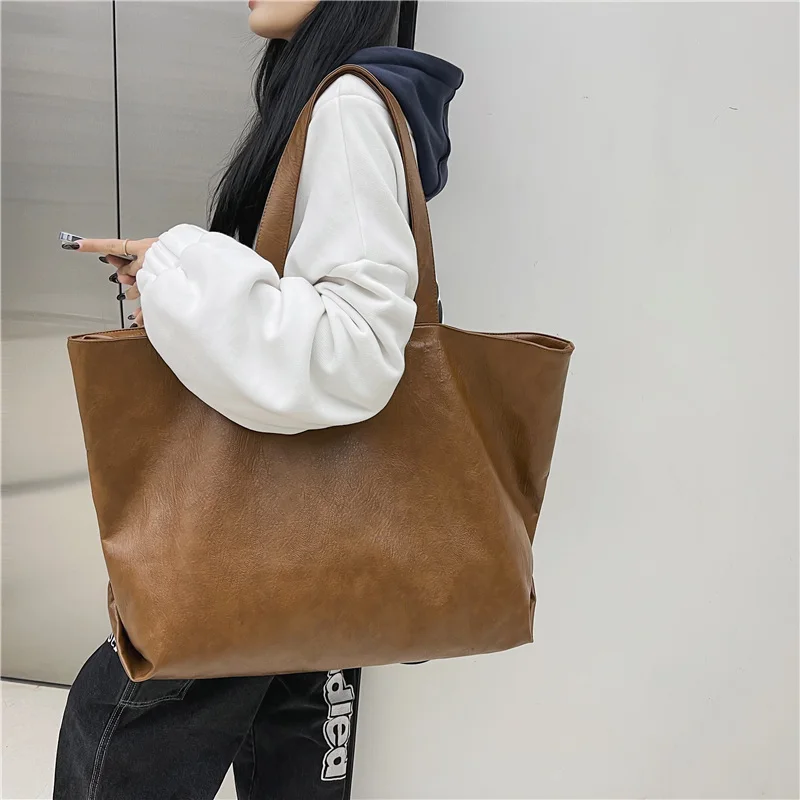 Large Capaci Soft Leather Tote Bag Women's Commuter Bag oulder Bag Handbag American Retro Sle Zipper Closure Pure Color
Large Capaci Soft Leather Tote Bag Women's Commuter Bag oulder Bag Handbag American Retro Sle Zipper Closure Pure Color