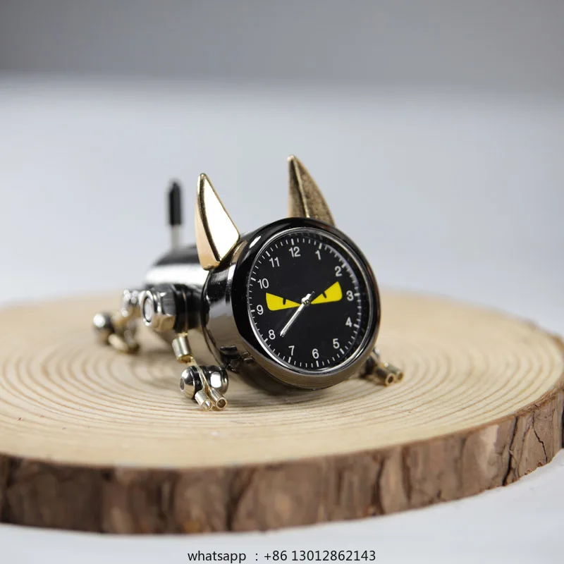 Настольные часы с орнаментом в индустриальном стиле в стиле стимпанк
Настольные часы с орнаментом в индустриальном стиле в стиле стимпанк