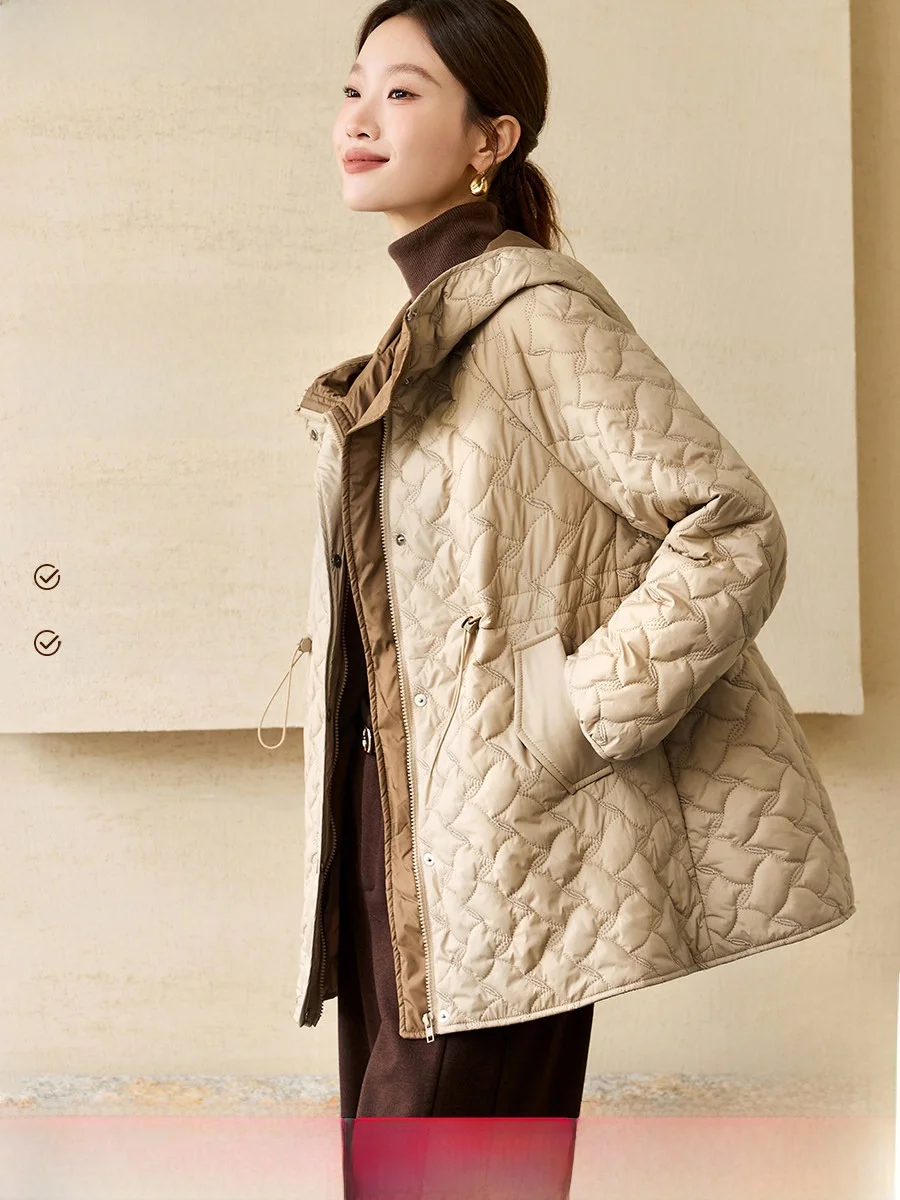 Mo Han Mei Легкая теплая повседневная хлопковая куртка в стиле пэчворк, зимняя новая повседневная дизайнерская шапка с капюшоном, хлопковое пальто
Mo Han Mei Легкая теплая повседневная хлопковая куртка в стиле пэчворк, зимняя новая повседневная дизайнерская шапка с капюшоном, хлопковое пальто