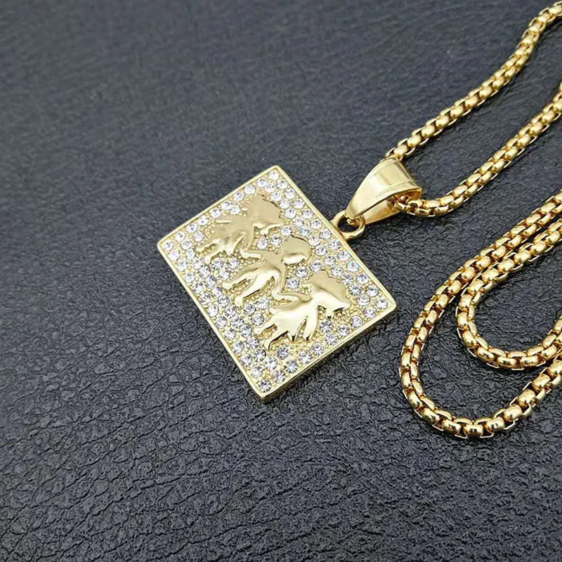 Хип-хоп Стразы с покрытием Bling Iced Out из нержавеющей стали, детские квадратные подвески для дружбы, ожерелья для мужчин, ювелирные изделия в стиле рэпер
Хип-хоп Стразы с покрытием Bling Iced Out из нержавеющей стали, детские квадратные подвески для дружбы, ожерелья для мужчин, ювелирные изделия в стиле рэпер