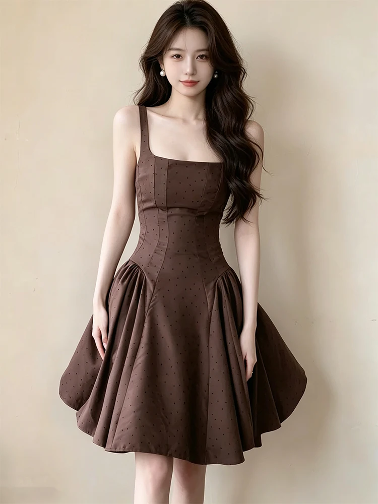 Elegant Minimalist Strap Dress Women's Premium Sensation Slimming Skirt A-Line Silhouette Polyester Fiber No Sleeve Date Part...
Elegant Minimalist Strap Dress Women's Premium Sensation Slimming Skirt A-Line Silhouette Polyester Fiber No Sleeve Date Part...